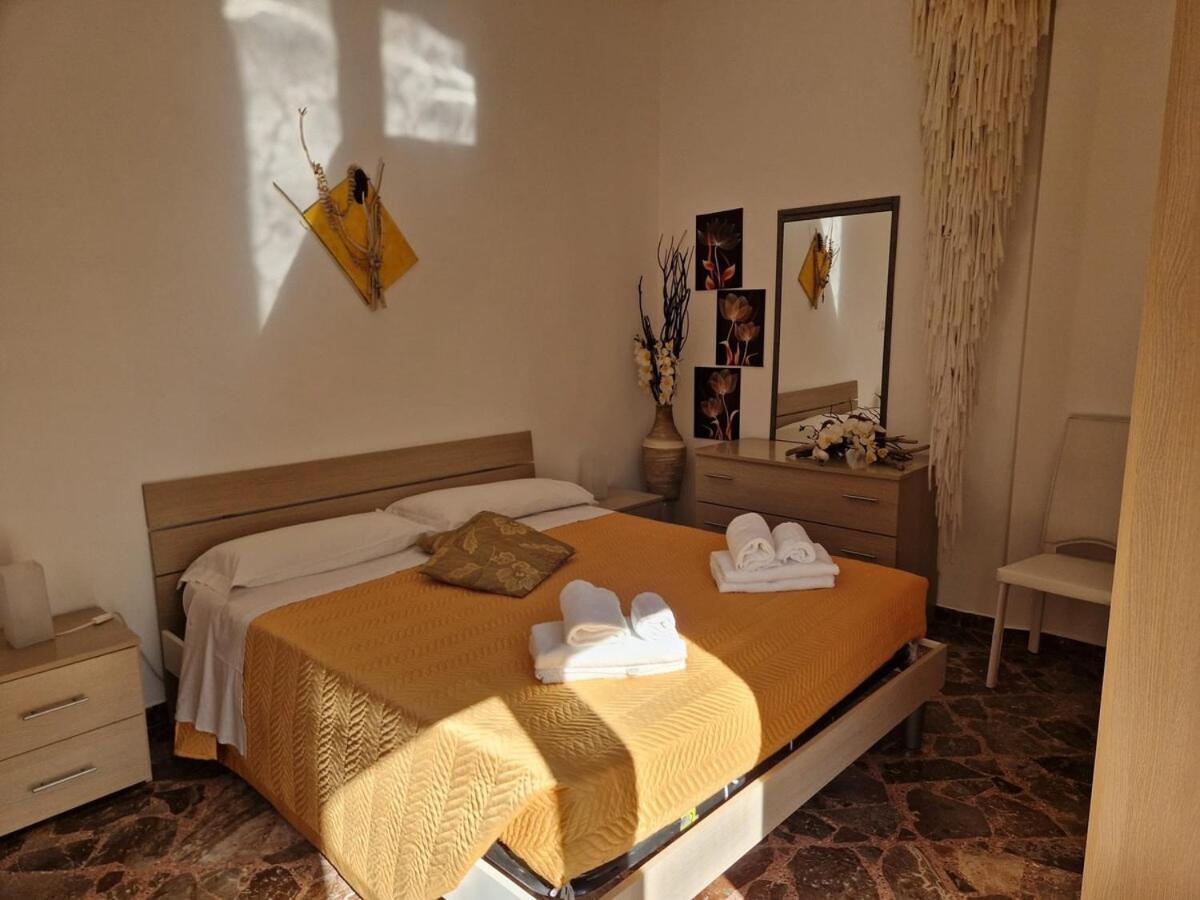 Domus Divina & Domus Elegans Fronte Mare Appartement Monopoli Buitenkant foto